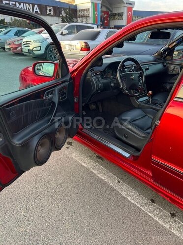 Mercedes E 320 2000, 489,000 km - 3.2 l - Bakı