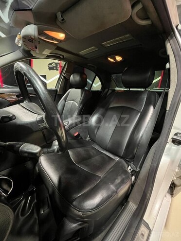 Mercedes E 220 d-13