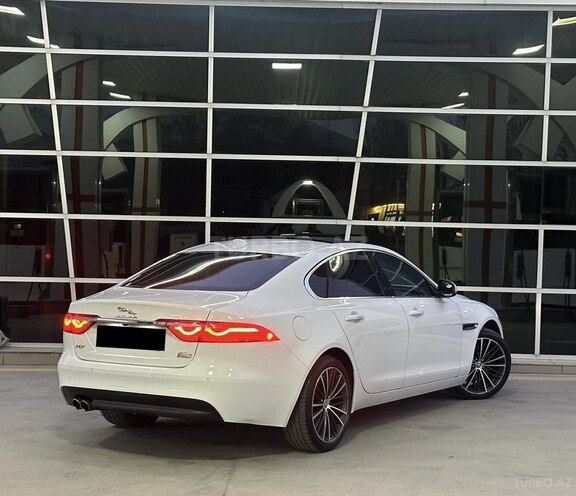 Jaguar XF 2018, 55,000 km - 2.0 l - Bakı