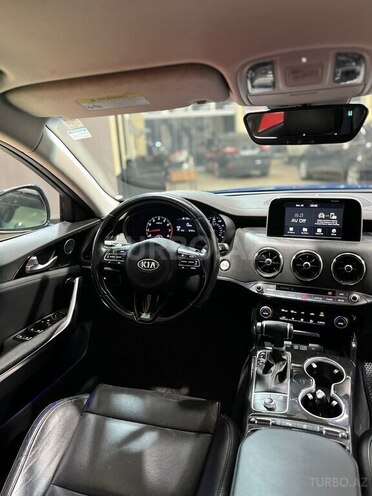 Kia Stinger-12