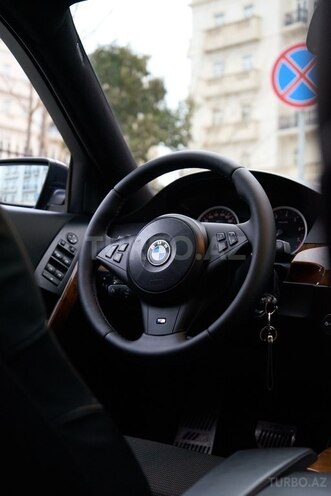 BMW 525 2005, 128,000 km - 2.5 l - Bakı