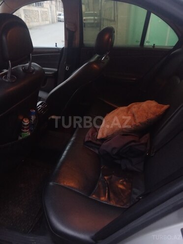 Mercedes C 240 2002, 319,046 km - 2.6 l - Qazax