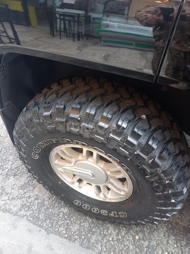 Hummer H3 2007, 250,000 km - 3.7 l - Bakı