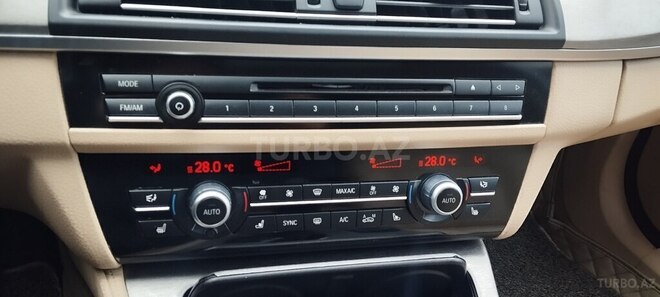 BMW 520-19