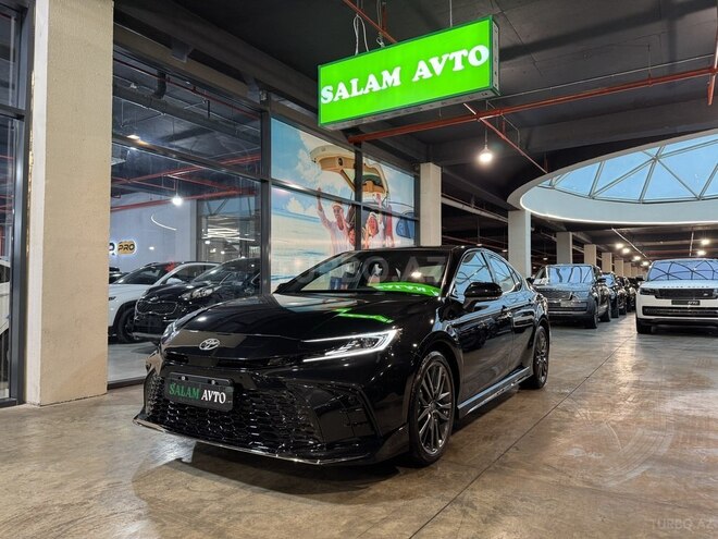 Toyota Camry-3
