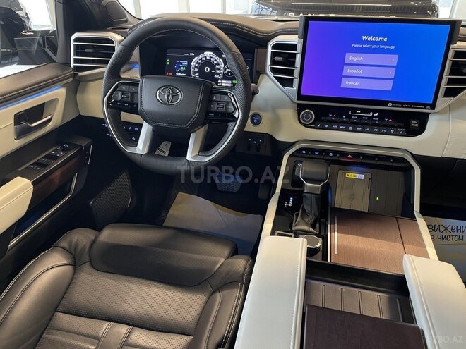 Toyota Sequoia-10