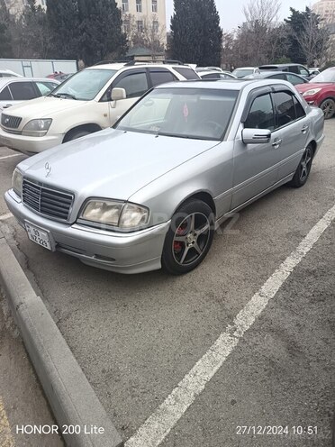Mercedes C 230 1998, 461,400 km - 2.3 л - Saatlı