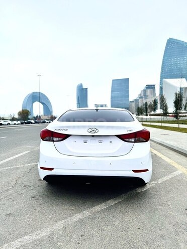 Hyundai Avante 2015, 162,000 km - 1.6 l - Bakı