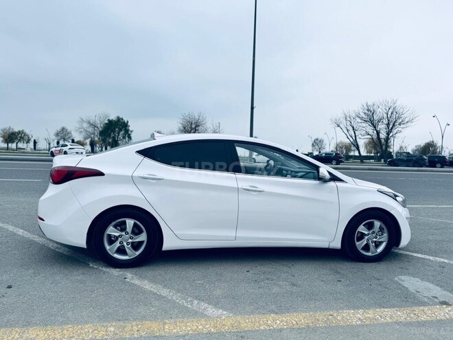 Hyundai Avante 2015, 162,000 km - 1.6 l - Bakı