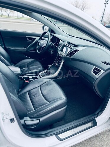 Hyundai Avante 2015, 162,000 km - 1.6 l - Bakı