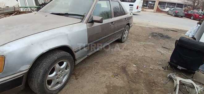 Mercedes E 230 1989, 500,000 km - 2.3 л - Bakı