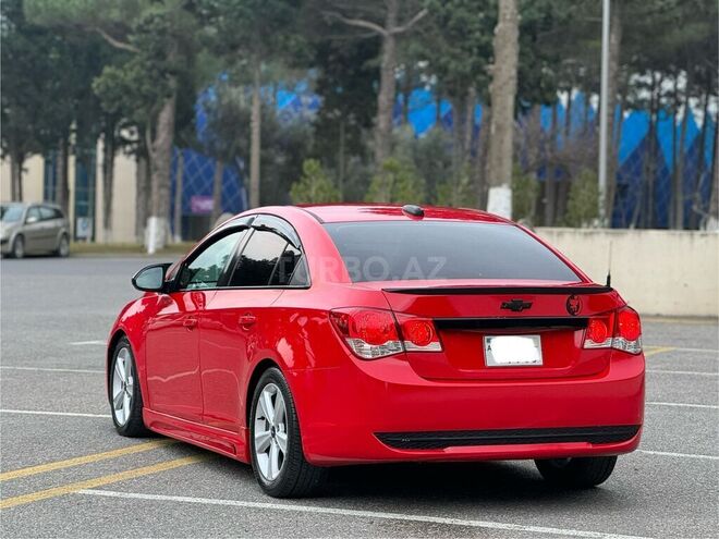 Chevrolet Cruze 2015, 242,422 km - 1.4 л - Sumqayıt