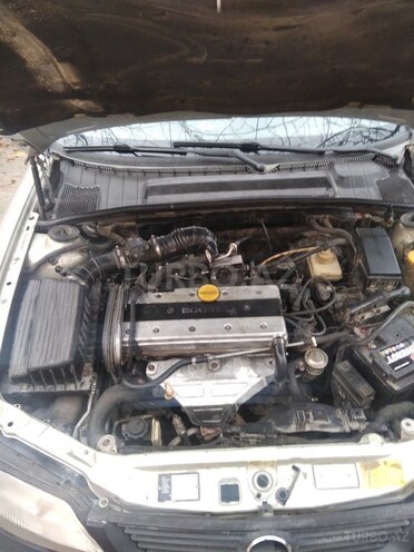 Opel Vectra 1997, 380,020 km - 2.0 l - Bakı