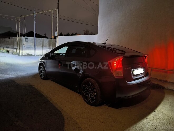 Toyota Prius 2011, 240,000 km - 1.8 l - Bakı