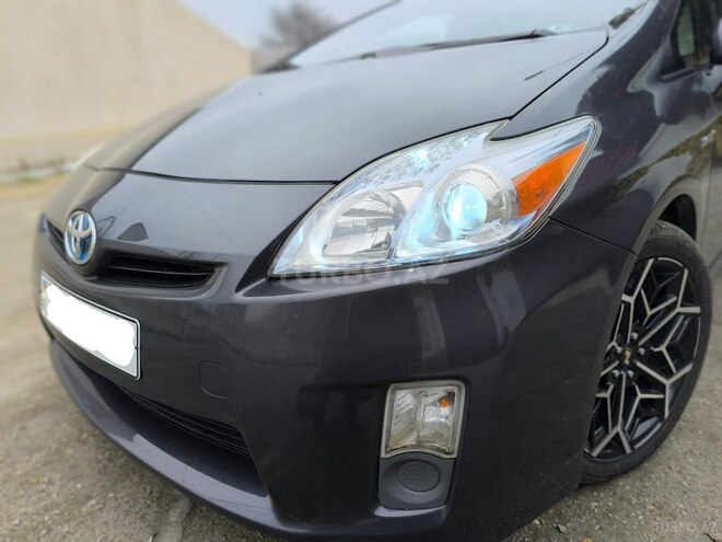 Toyota Prius 2011, 240,000 km - 1.8 l - Bakı
