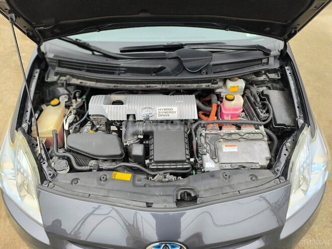 Toyota Prius 2011, 240,000 km - 1.8 l - Bakı