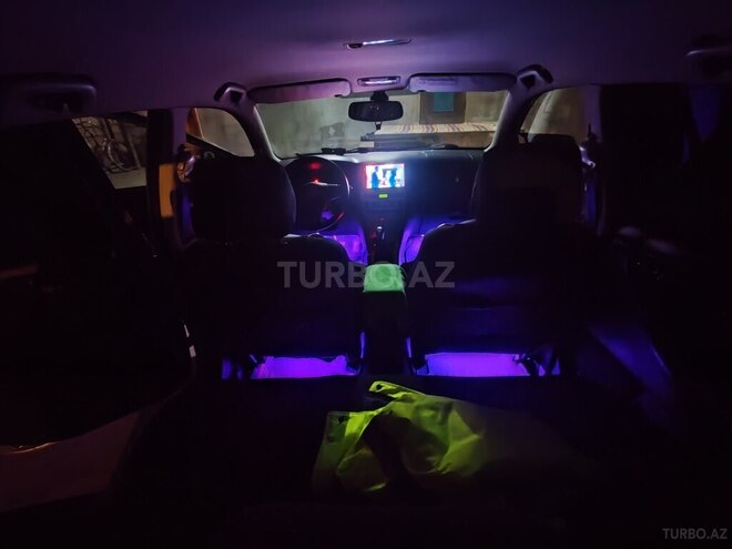 Toyota Corolla 2004, 270,010 km - 1.4 l - Bakı