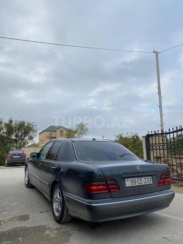 Mercedes E 220 d 2000, 412,900 km - 2.2 l - Bakı