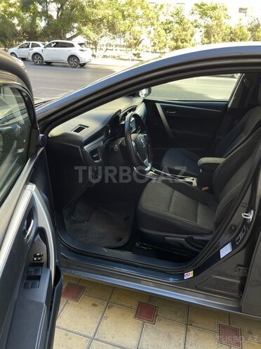 Toyota Corolla 2014, 179,000 km - 1.6 l - Bakı
