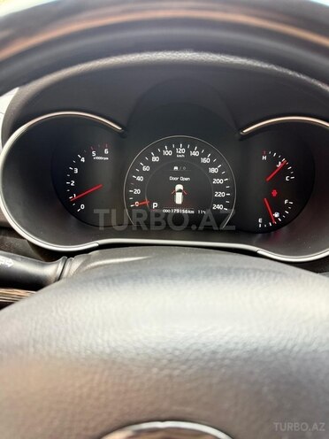 Kia Sorento-5