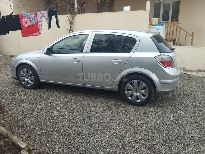 Opel Astra 2004, 350,000 km - 1.4 л - Gəncə