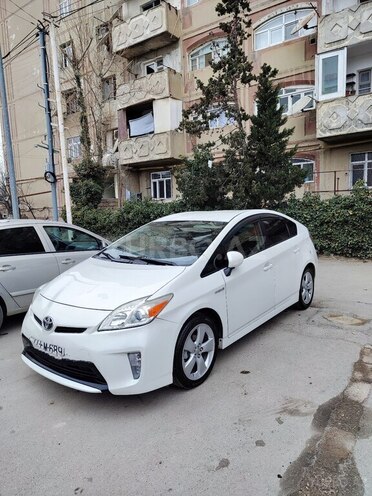 Toyota Prius 2013, 260,000 km - 1.8 л - Bakı