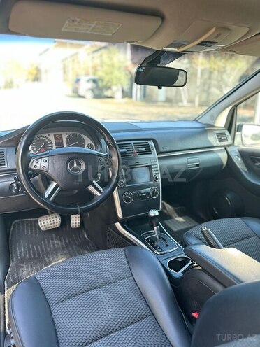 Mercedes B 180 2010, 110,000 km - 1.7 l - Bakı