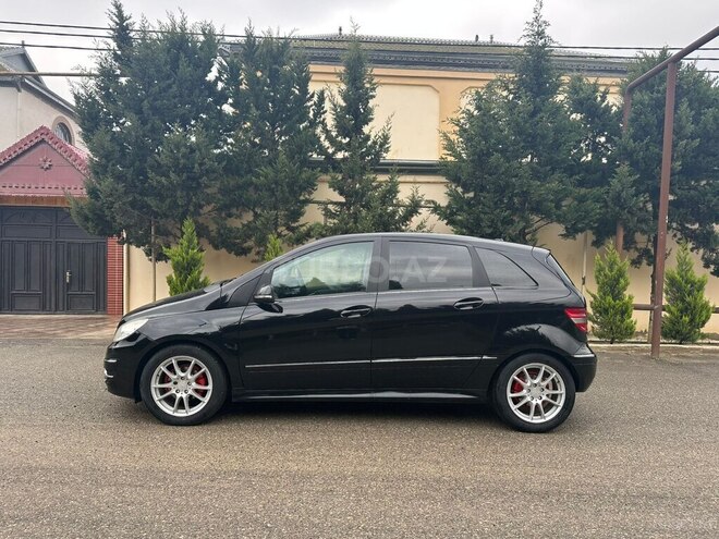 Mercedes B 180 2010, 110,000 km - 1.7 l - Bakı