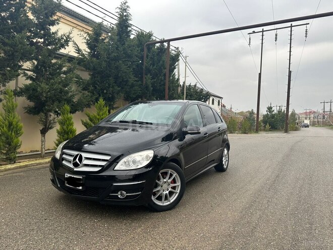 Mercedes B 180 2010, 110,000 km - 1.7 l - Bakı