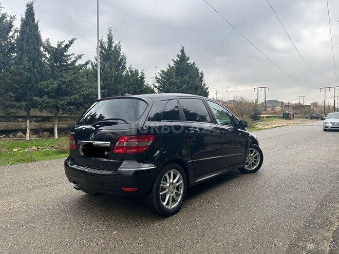 Mercedes B 180 2010, 110,000 km - 1.7 l - Bakı