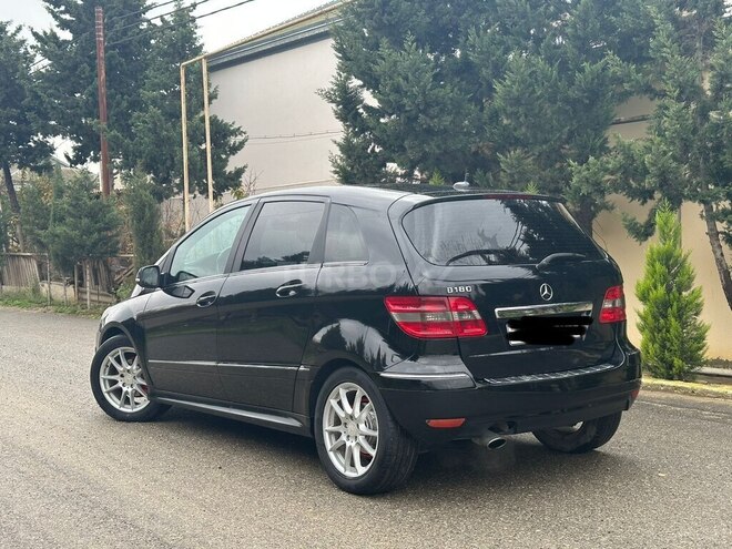 Mercedes B 180 2010, 110,000 km - 1.7 l - Bakı
