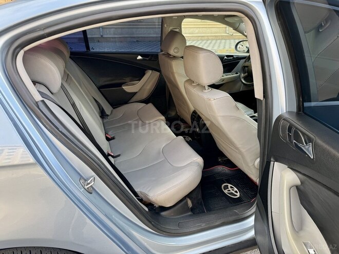 Volkswagen Passat 2005, 300,253 km - 2.0 l - Bakı