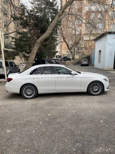 Mercedes E 200 d 2021, 48,300 km - 1.6 л - Bakı