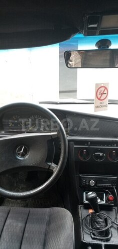 Mercedes 190 1990, 624,772 km - 1.8 l - Yevlax