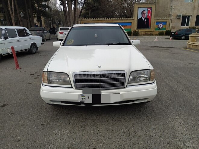 Mercedes C 180 1995, 325,469 km - 1.8 l - Bakı