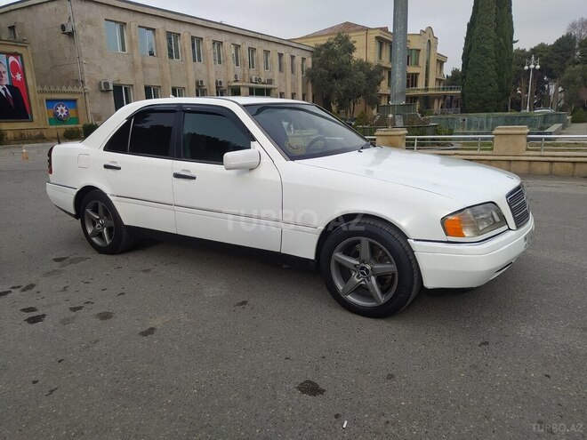 Mercedes C 180 1995, 325,469 km - 1.8 l - Bakı