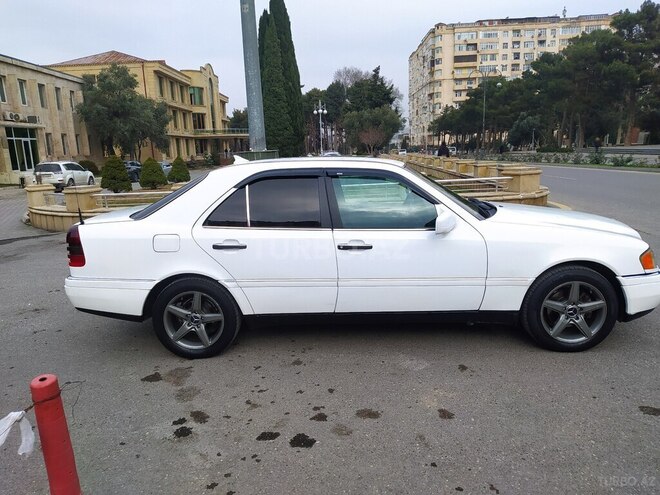 Mercedes C 180 1995, 325,469 km - 1.8 l - Bakı