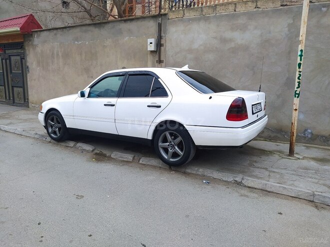Mercedes C 180 1995, 325,469 km - 1.8 l - Bakı