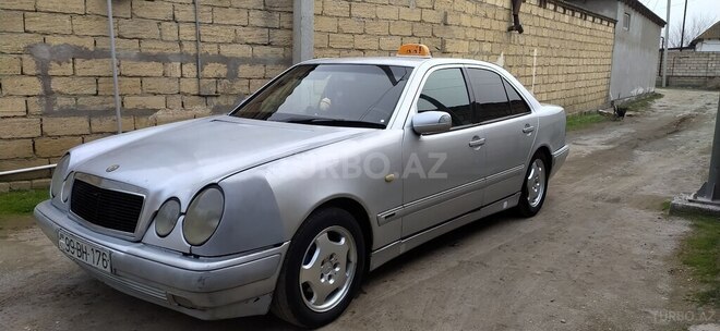 Mercedes E 220 d 1998, 520,000 km - 2.2 l - Şirvan