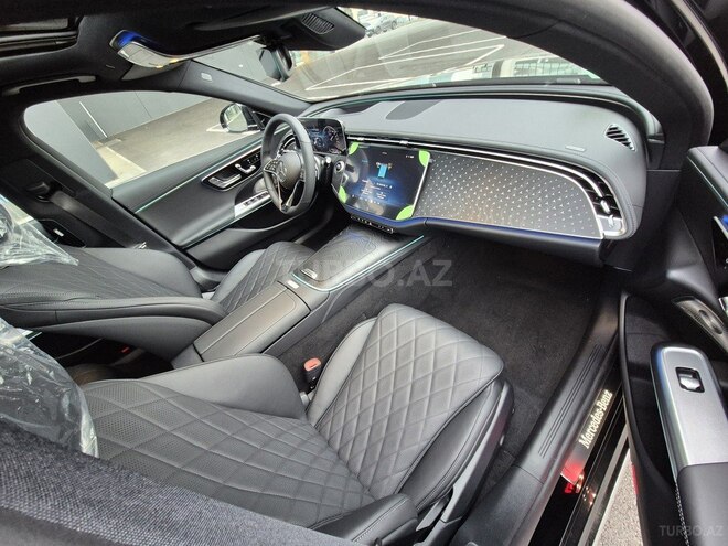 Mercedes E 350 e-9