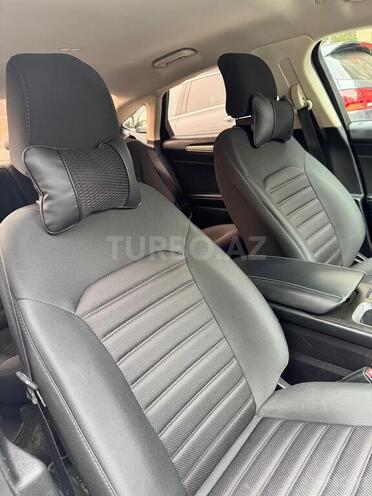 Ford Fusion (North America) 2018, 194,000 km - 2.0 л - Bakı