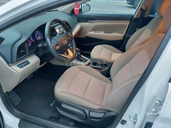 Hyundai Elantra 2018, 101,389 km - 2.0 l - Bakı