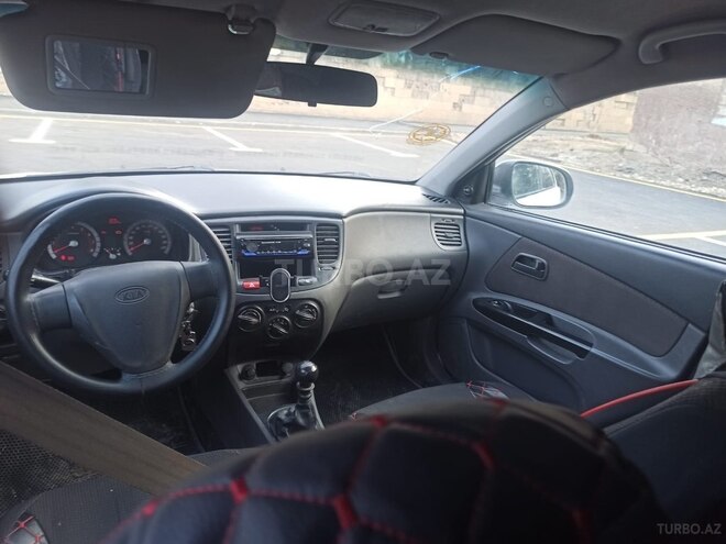 Kia Rio 2010, 320,000 km - 1.4 l - Sabirabad