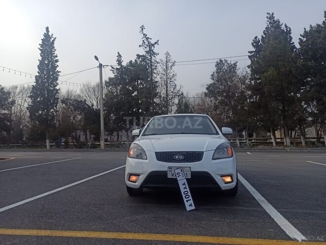 Kia Rio 2010, 320,000 km - 1.4 l - Sabirabad