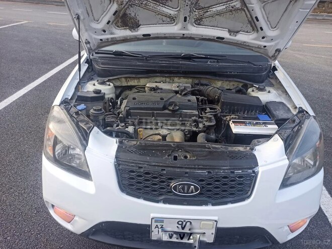 Kia Rio 2010, 320,000 km - 1.4 l - Sabirabad