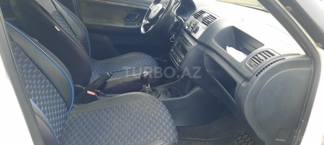 Skoda Fabia 2013, 418,300 km - 1.2 л - Bakı