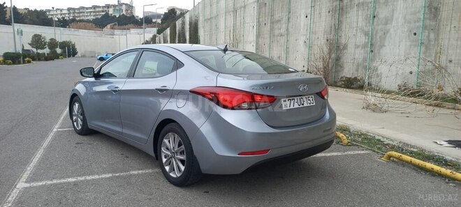 Hyundai Elantra 2015, 94,020 km - 1.8 l - Bakı