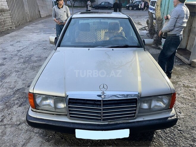 Mercedes 190 1990, 134,673 km - 2.0 l - Bakı
