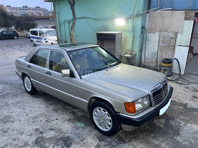 Mercedes 190 1990, 134,673 km - 2.0 l - Bakı