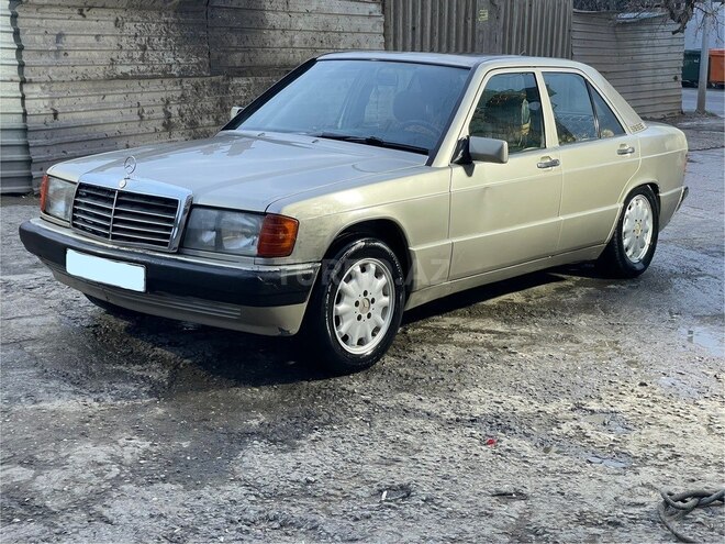 Mercedes 190 1990, 134,673 km - 2.0 l - Bakı